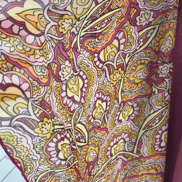 Lularoe Carly in heathered pink, Lindsay patterned - Picture 2 of 4